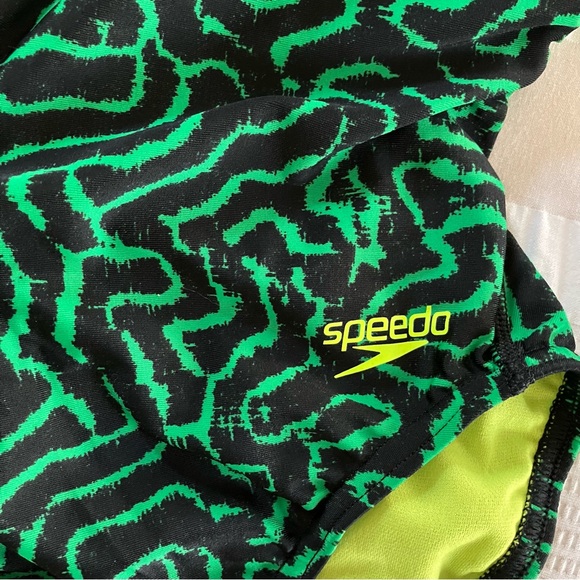 NWT Speedo Flyback Youth One-Piece Size 28 - Picture 5 of 10